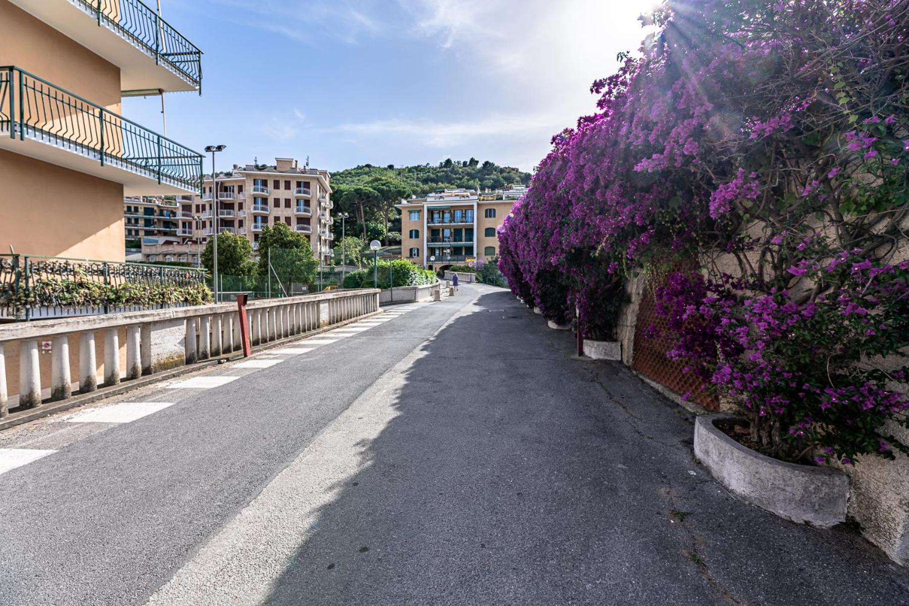 La Dimora Della Lullu, Luxury Lägenhet Pietra Ligure Exteriör bild