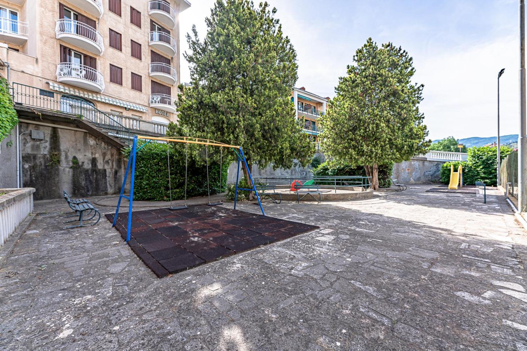 La Dimora Della Lullu, Luxury Lägenhet Pietra Ligure Exteriör bild